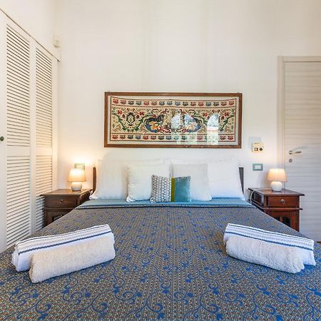 Guest House Villa Verde - Short Term Room Rentals Torre delle Stelle Exterior photo