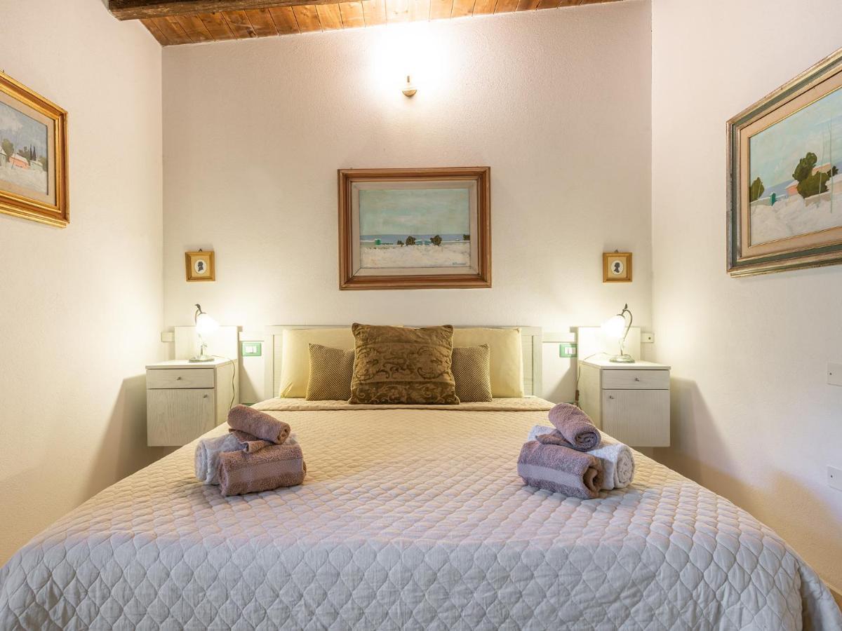 Guest House Villa Verde - Short Term Room Rentals Torre delle Stelle Exterior photo